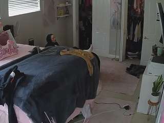 voyeurcam-house-charleys-room webcam