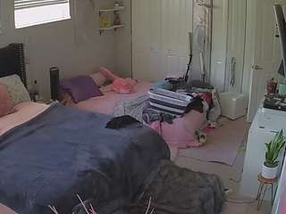 voyeurcam-house-... Live Webcam on CamSoda