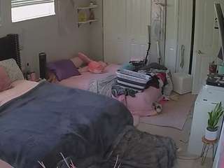 voyeurcam-house-... Live Webcam on CamSoda