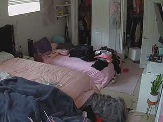 voyeurcam-house-charleys-room