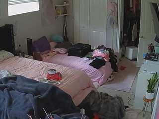 voyeurcam-house-charleys-room webcam