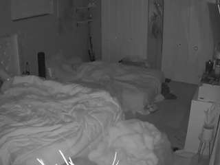 voyeurcam-house-charleys-room webcam
