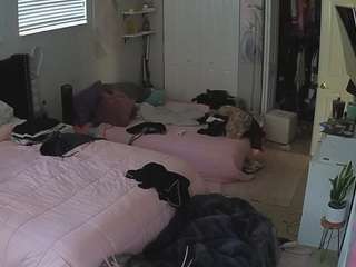 voyeurcam-house-charleys-room webcam