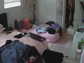 voyeurcam-house-charleys-room webcam