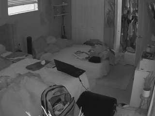 voyeurcam-house-charleys-room webcam