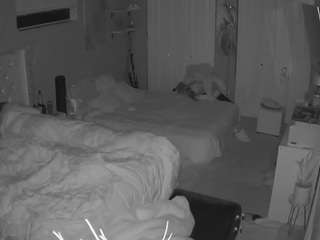 voyeurcam-house-charleys-room webcam