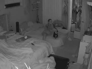 voyeurcam-house-charleys-room webcam