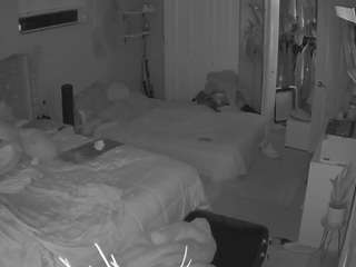 voyeurcam-house-charleys-room webcam