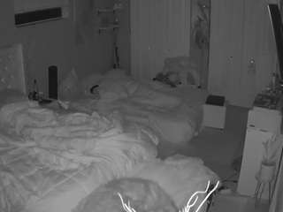 voyeurcam-house-charleys-room