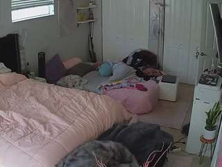 voyeurcam-house-charleys-room webcam