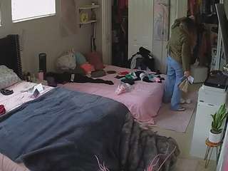 voyeurcam-house-charleys-room