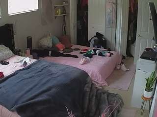 voyeurcam-house-charleys-room