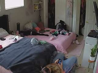 voyeurcam-house-charleys-room
