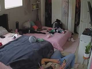 voyeurcam-house-charleys-room