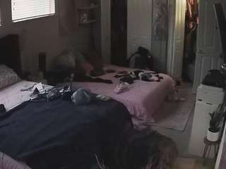 voyeurcam-house-charleys-room