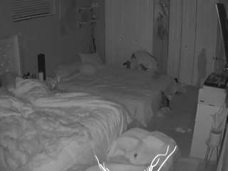voyeurcam-house-charleys-room