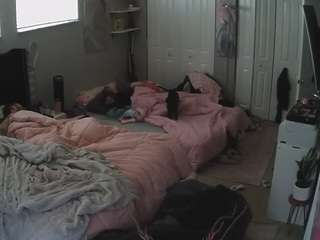 voyeurcam-house-charleys-room