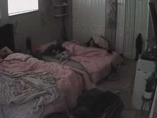 voyeurcam-house-charleys-room