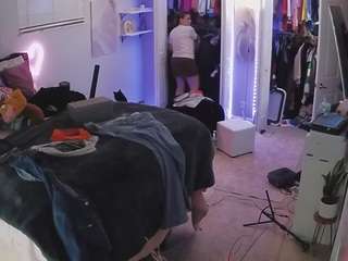 voyeurcam-house-charleys-room webcam
