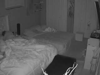 voyeurcam-house-charleys-room webcam
