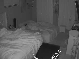 voyeurcam-house-charleys-room
