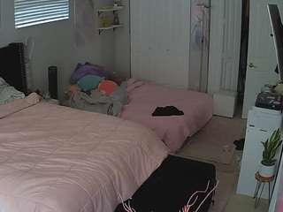 voyeurcam-house-charleys-room