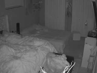voyeurcam-house-charleys-room