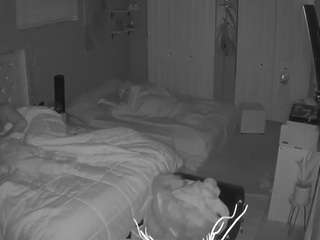 voyeurcam-house-charleys-room