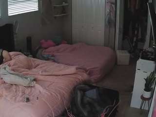 voyeurcam-house-charleys-room webcam