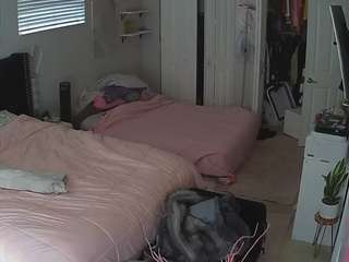 voyeurcam-house-charleys-room
