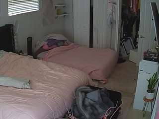 voyeurcam-house-charleys-room