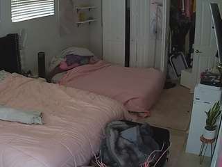 voyeurcam-house-charleys-room