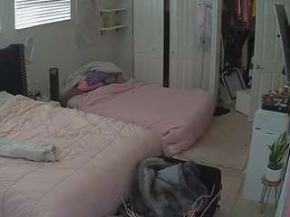 voyeurcam-house-charleys-room webcam