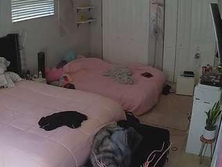 voyeurcam-house-charleys-room webcam