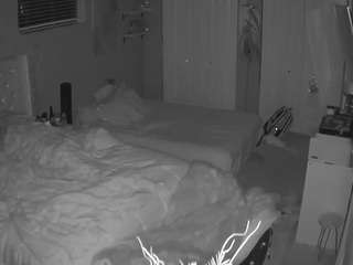 voyeurcam-house-charleys-room