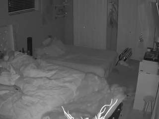 voyeurcam-house-charleys-room