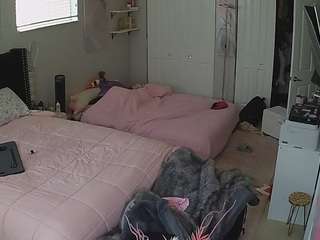 voyeurcam-house-charleys-room