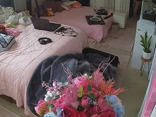voyeurcam-house-charleys-room