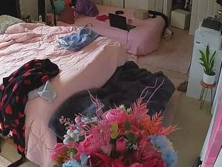 voyeurcam-house-... Live Webcam on CamSoda