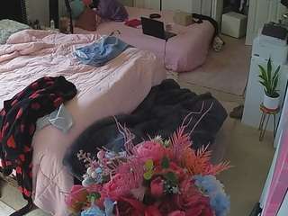 voyeurcam-house-... Live Webcam on CamSoda