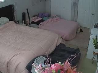 voyeurcam-house-charleys-room