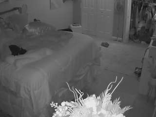 voyeurcam-house-charleys-room webcam model