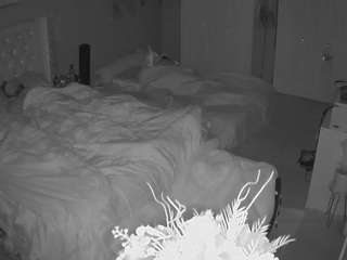 voyeurcam-house-charleys-room