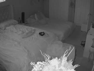 voyeurcam-house-charleys-room