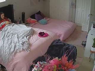 voyeurcam-house-charleys-room