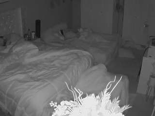 le modèle voyeurcam-house-charleys-room est en webcam porno dans un show sur le site camsoda, il possède les tags suivants: ass,pawg,wet,voyeur,thick,tease,strip,squirter,spank,sex,pussy,pov,orgasm,asshole,masturbation,handjob,flashing,fingers,dildo,cum