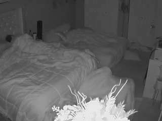 voyeurcam-house-charleys-room