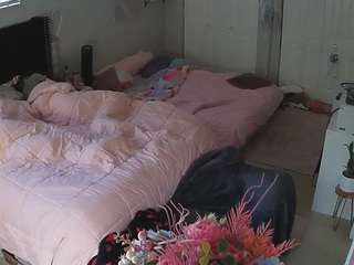 voyeurcam-house-charleys-room