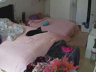 le modèle voyeurcam-house-charleys-room est en webcam porno dans un show sur le site camsoda, il possède les tags suivants: ass,pawg,wet,voyeur,thick,tease,strip,squirter,spank,sex,pussy,pov,orgasm,asshole,masturbation,handjob,flashing,fingers,dildo,cum