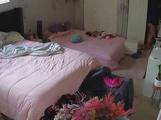 voyeurcam-house-charleys-room